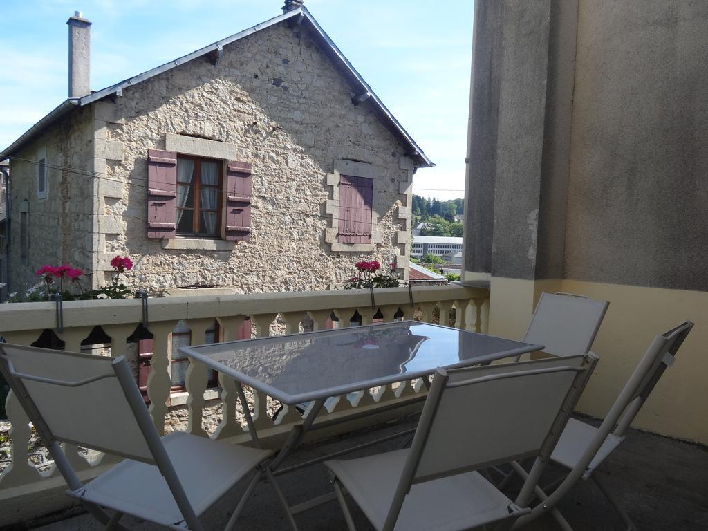 La Petite Cerise Villa Eymoutiers  Exteriör bild